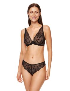 String GORTEKS en dentelle poivre noir