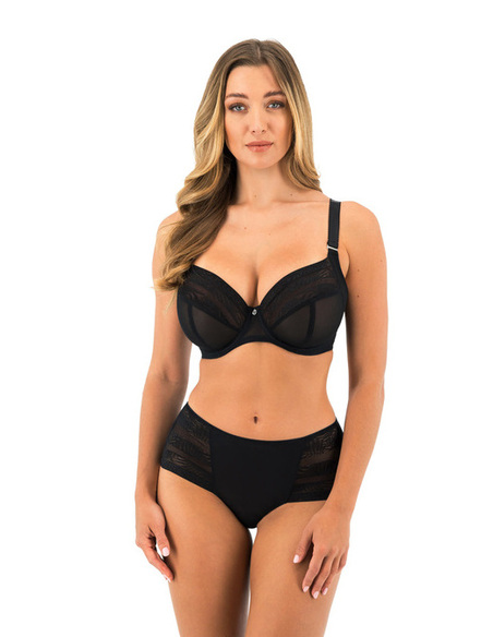 Dentelle stretch à l’avant et au dos Panneau avant doublé pour un confort total et plus d’opacité Dentelle avec bande stretch in