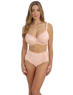 Devant orné d’une dentelle délicate et plate Bande ventrale doublée pour un effet gainant et lisse Large élastique plat à la cei 2