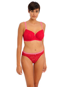 Bonnets coqués en mousse légère pour une poitrine sculptée au galbe parfait Décolleté échancré flatteur – bordure et entre-seins 2
